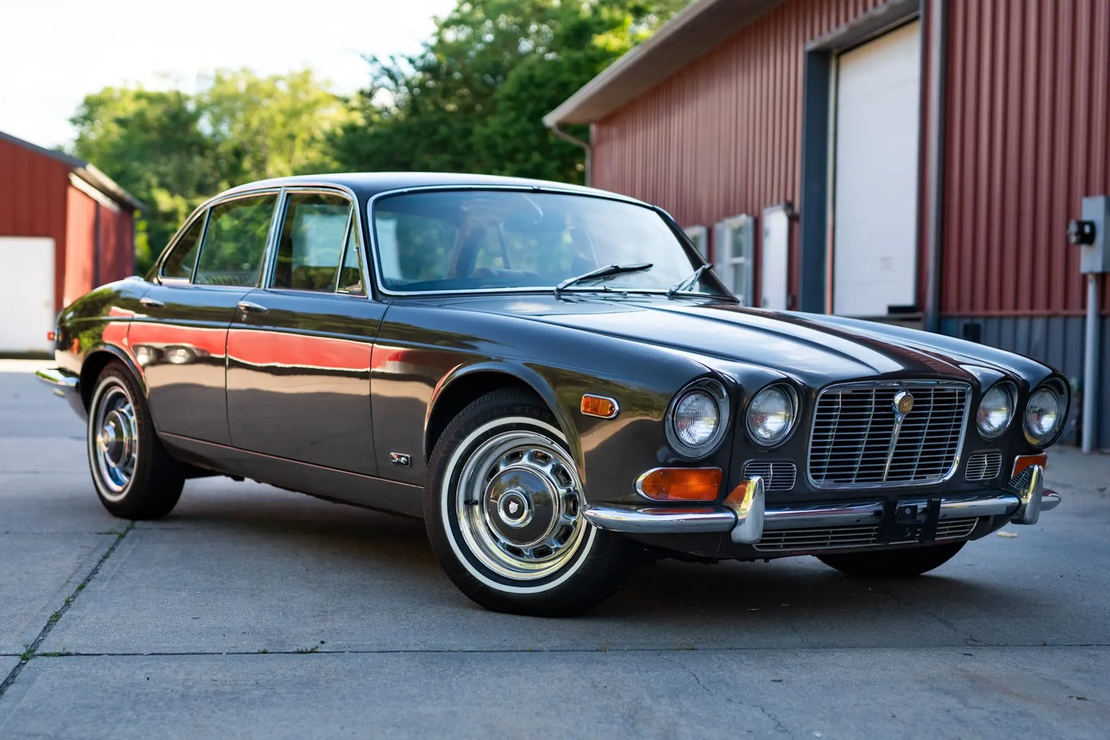 ヴェル 1972 Jaguar XJ-6 VIN 1L64524BW | Hagerty Valuation Tools®